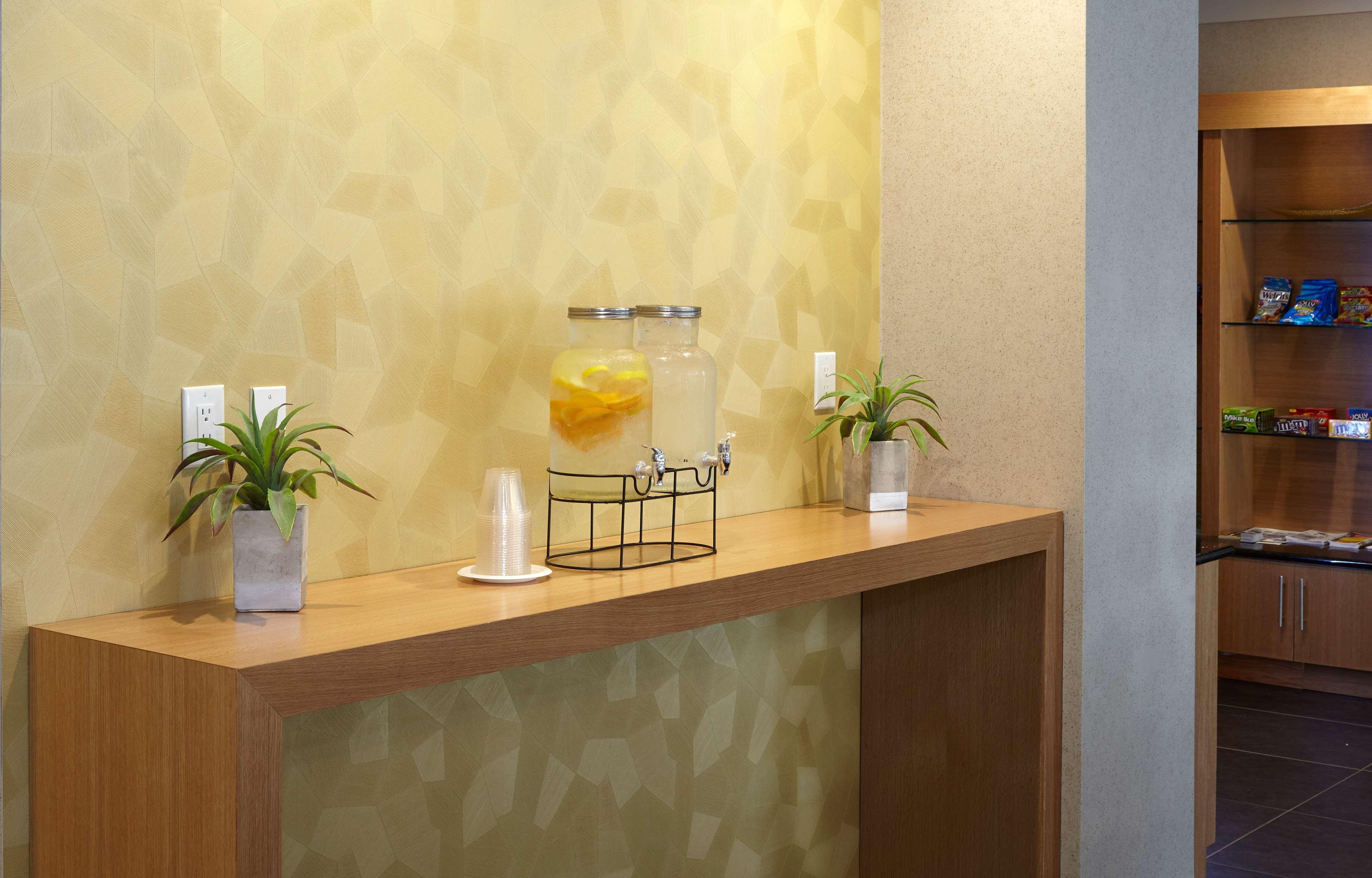 Best Western Plus University Inn Winston-Salem Kültér fotó